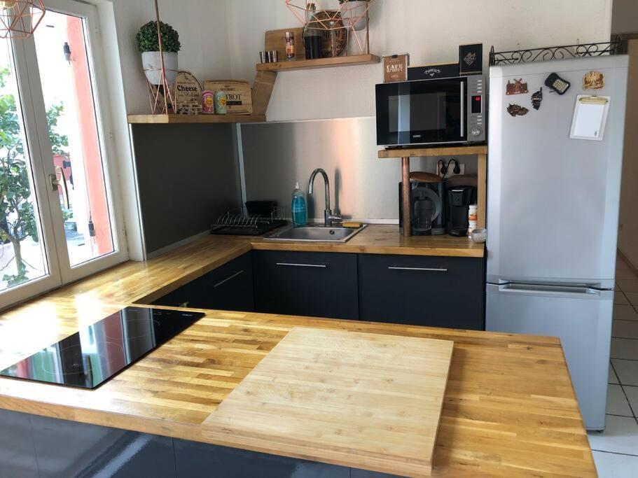 Appartement Proche Toutes Commodites Тулон Екстериор снимка